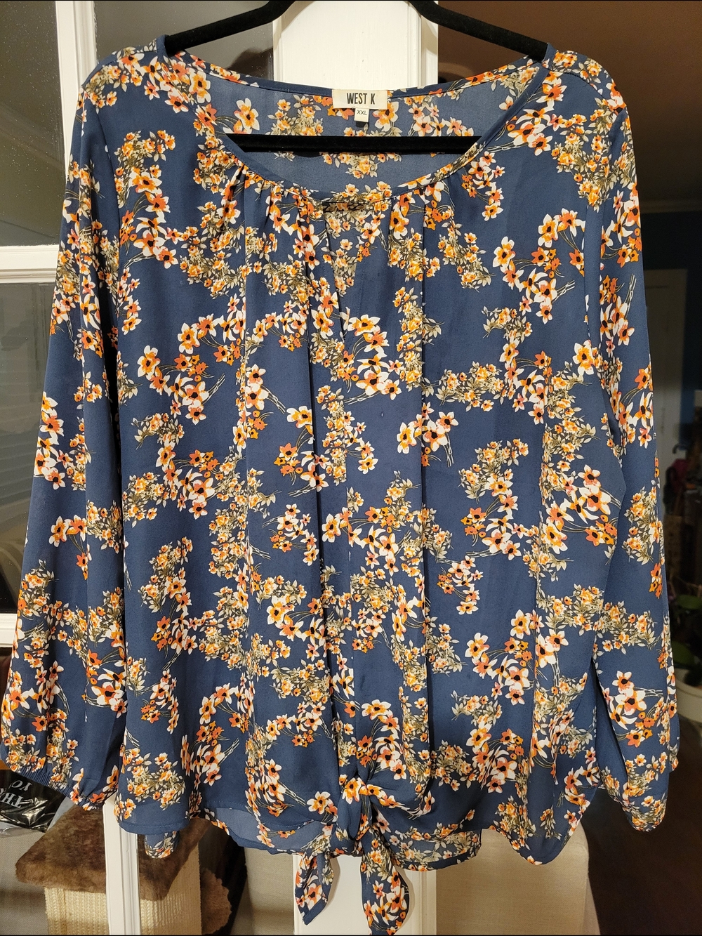 WEST K Beautiful Comfy Navy Floral Peasant Blouse